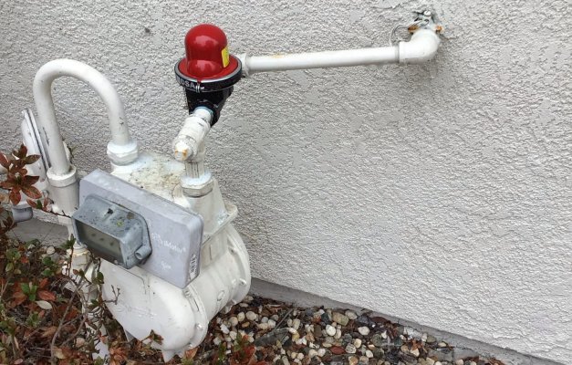 Earthquake Shutoff Valve Installation